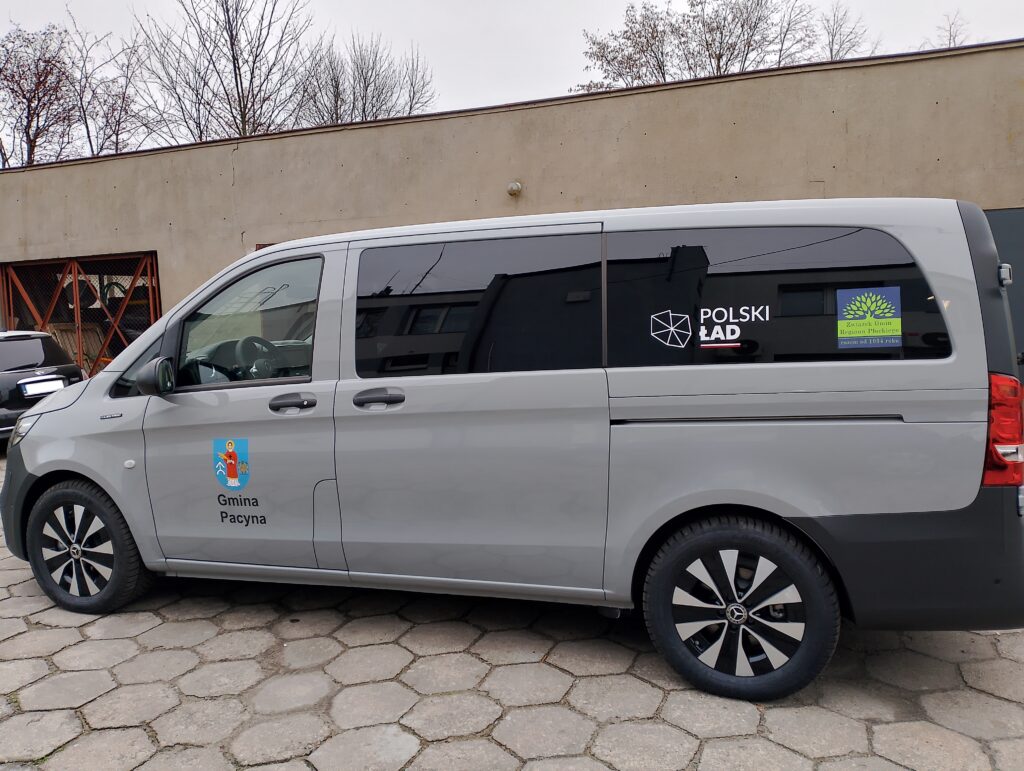 Pozyskany samochód elektryczny Mercedes e-Vito